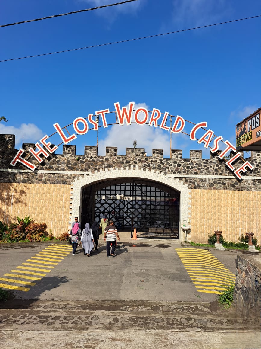 Keindahan Ajaib: The Lost World Castle menjadi Destinasi Wisata Pilihan saat Berkunjung ke Jogja