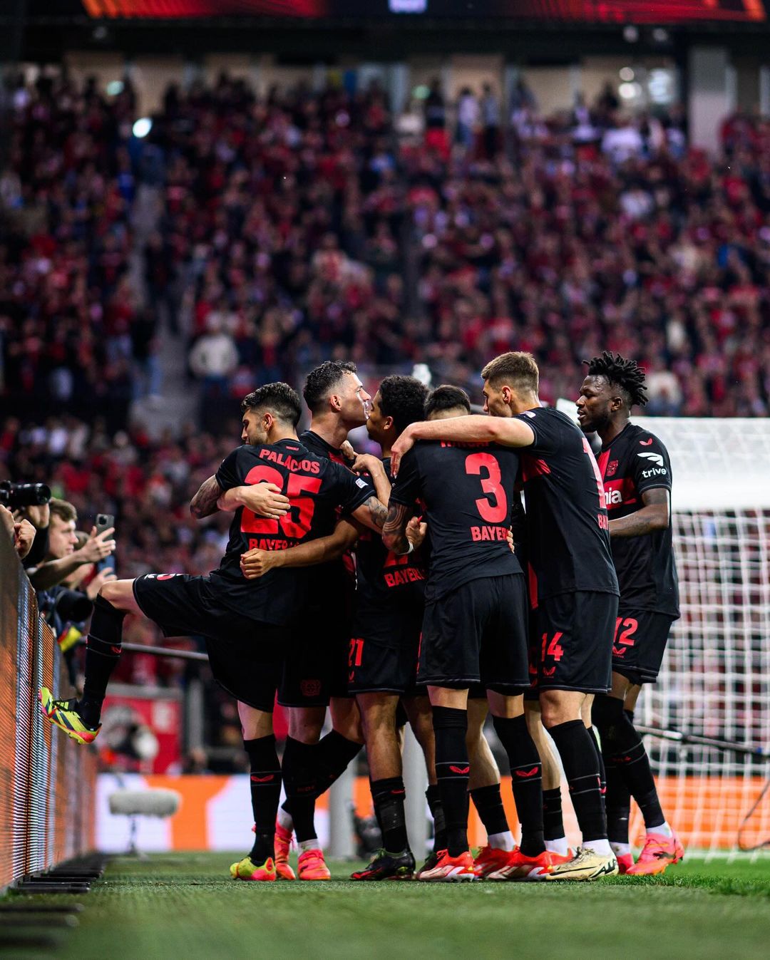 BAYER LEVERKUSEN MELAJU KE BABAK FINAL LIGA EUROPA