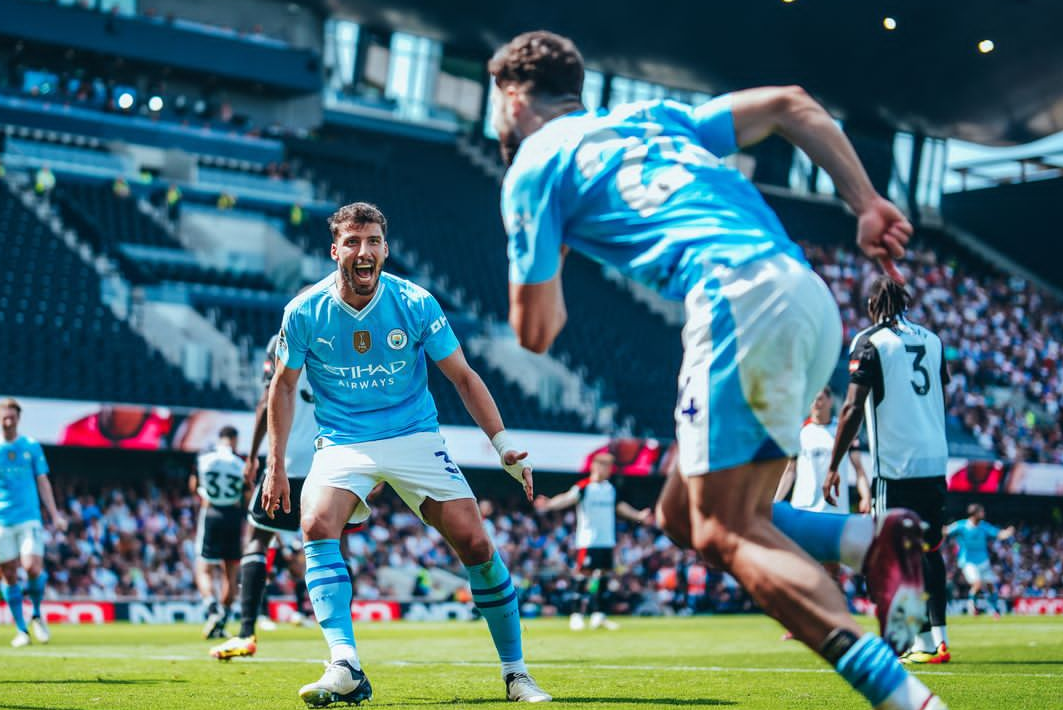 Menang 4 – 0 di Kandang Fulham, Kans Juara Man City Semakin Terbuka