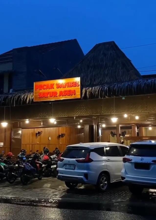 Kelezatan Pecak Sambal Sayur Asem khas Tegal, Kini Hadir di Purwokerto!