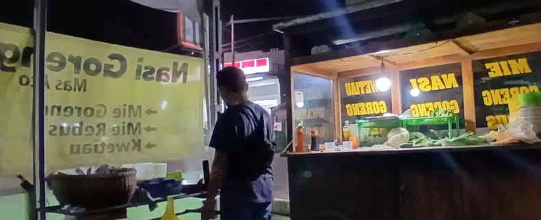 Kuliner Malam Nasi Goreng Mas Ato