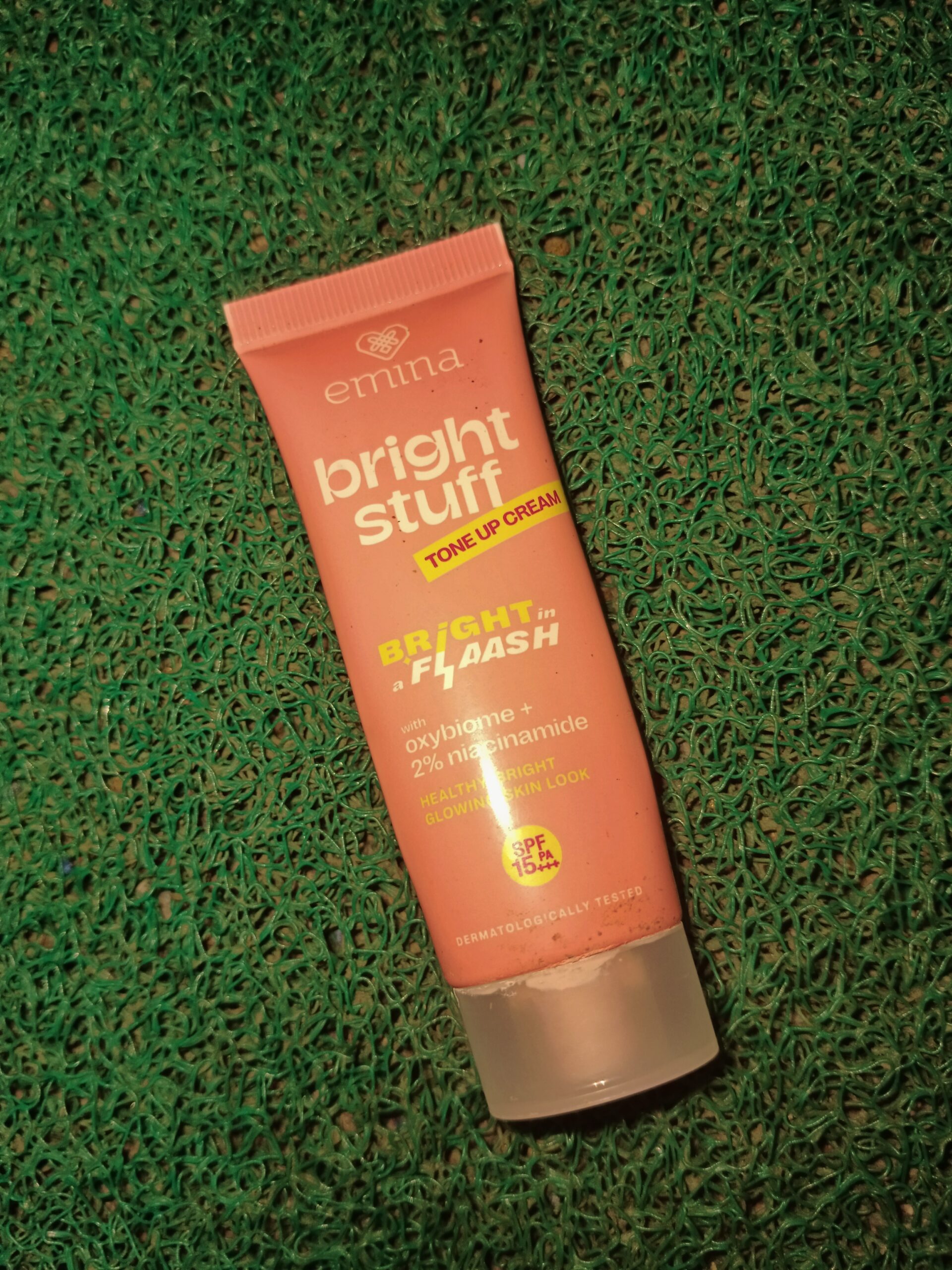 Emina Bright Stuff Tone Up Cream : Tampil Cantik dan Segar Sepanjang hari