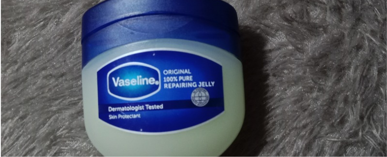 Vaseline: Rahasia Kulit Sehat dan Lembap Sepanjang Hari