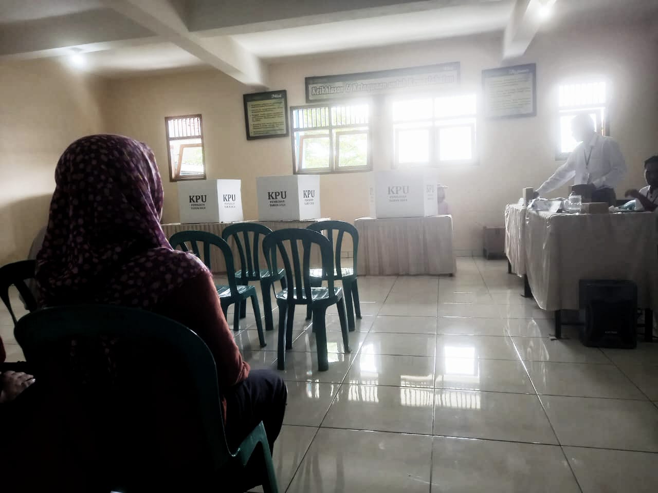 Suasana Pelaksanaan Pilkada di Desa Ajibarang Wetan