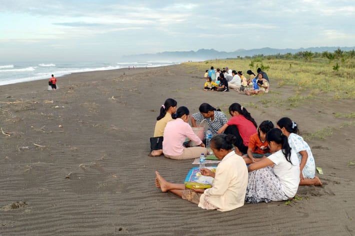 Tradisi Bongkoan, Peringatan Maulid Nabi di Kebumen