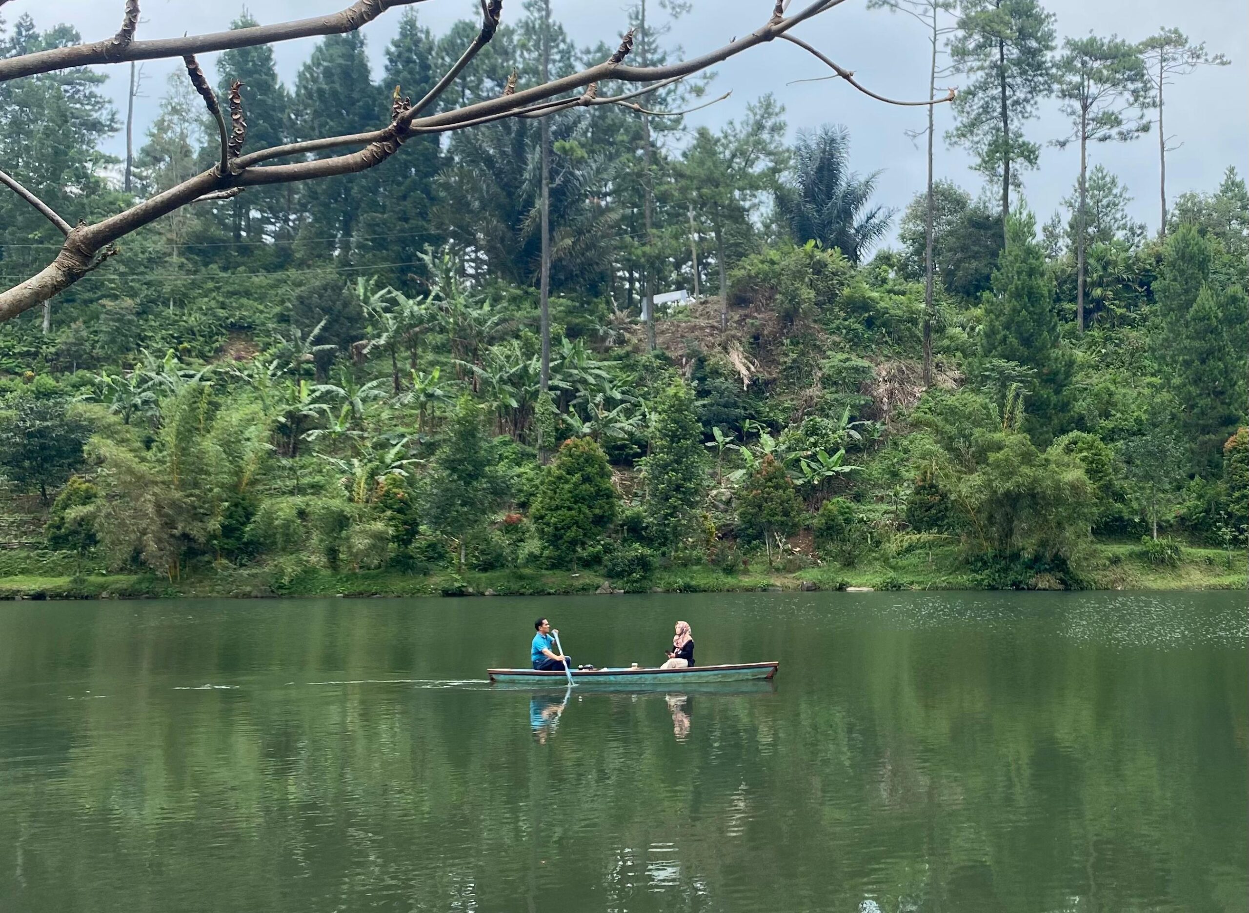 Telaga Kumpe, Wisata Alam Menarik di Desa Gunung Lurah