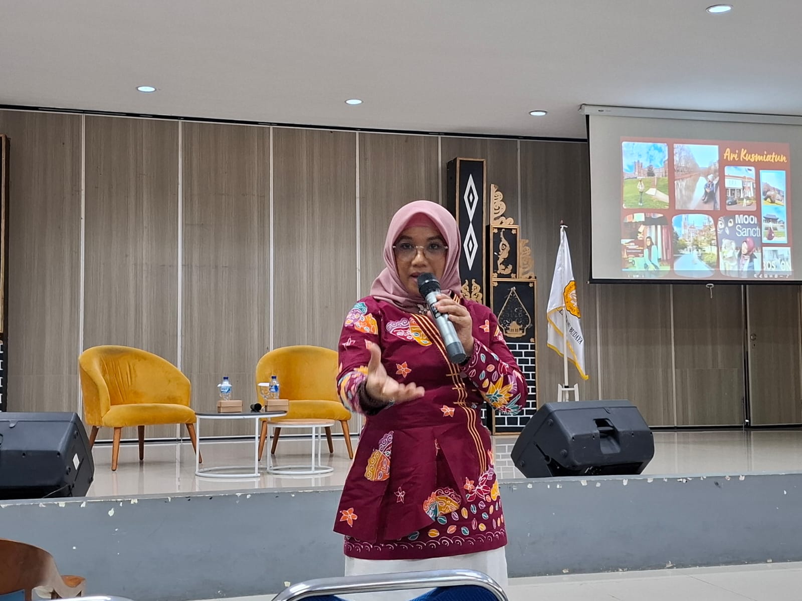 Kuliah Pakar BIPA Bahas Peluang dan Strategi Mengajar Bahasa Indonesia bagi Penutur Asing
