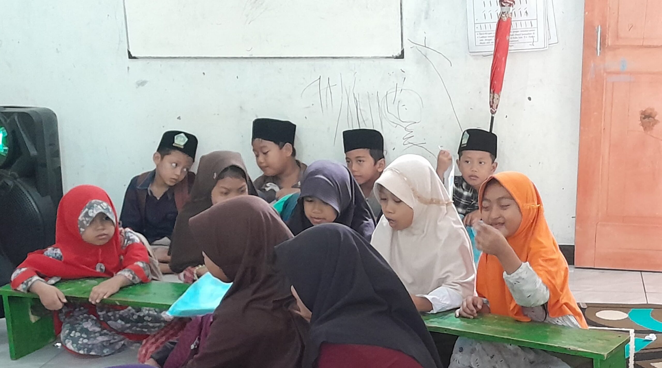 Volunteer: Jalan Mahasiswa Menemukan Arti Hidup dan Kepedulian Sosial