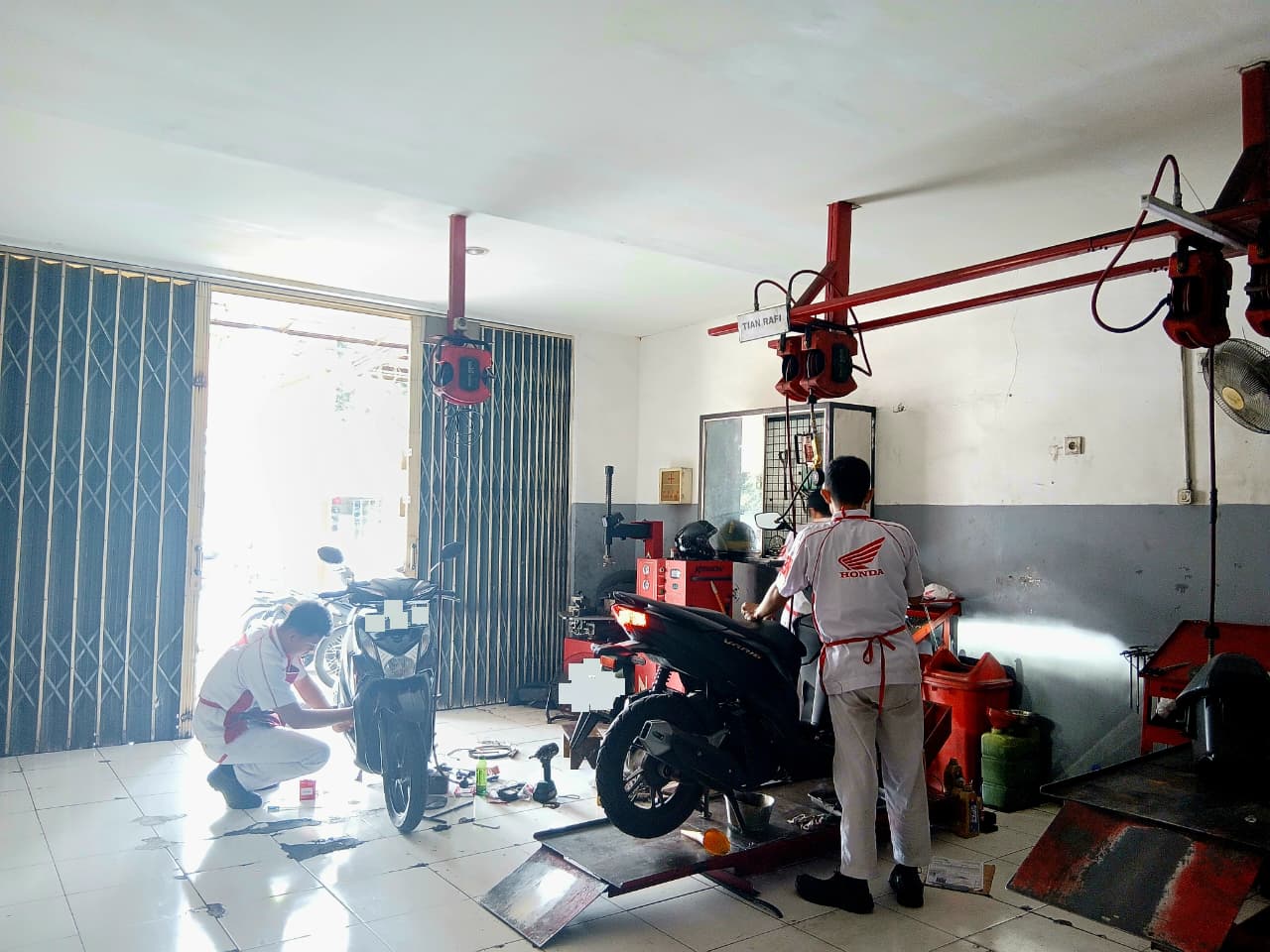 Realitas Layanan Bengkel Resmi di AHASS Surya Agung Motor Purwokerto